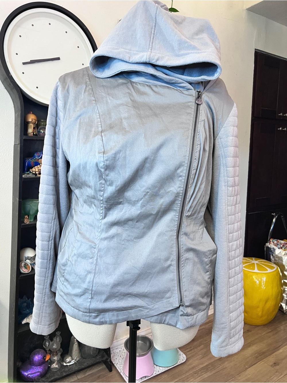 Light Gray Asymmetric Star Wars Her Universe Zip Women's Jacket - Picture 5 of 8
